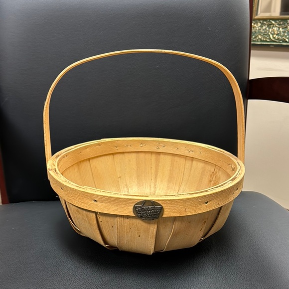 Peterboro Basket Co Wooden Basket with Handle - Picture 1 of 7